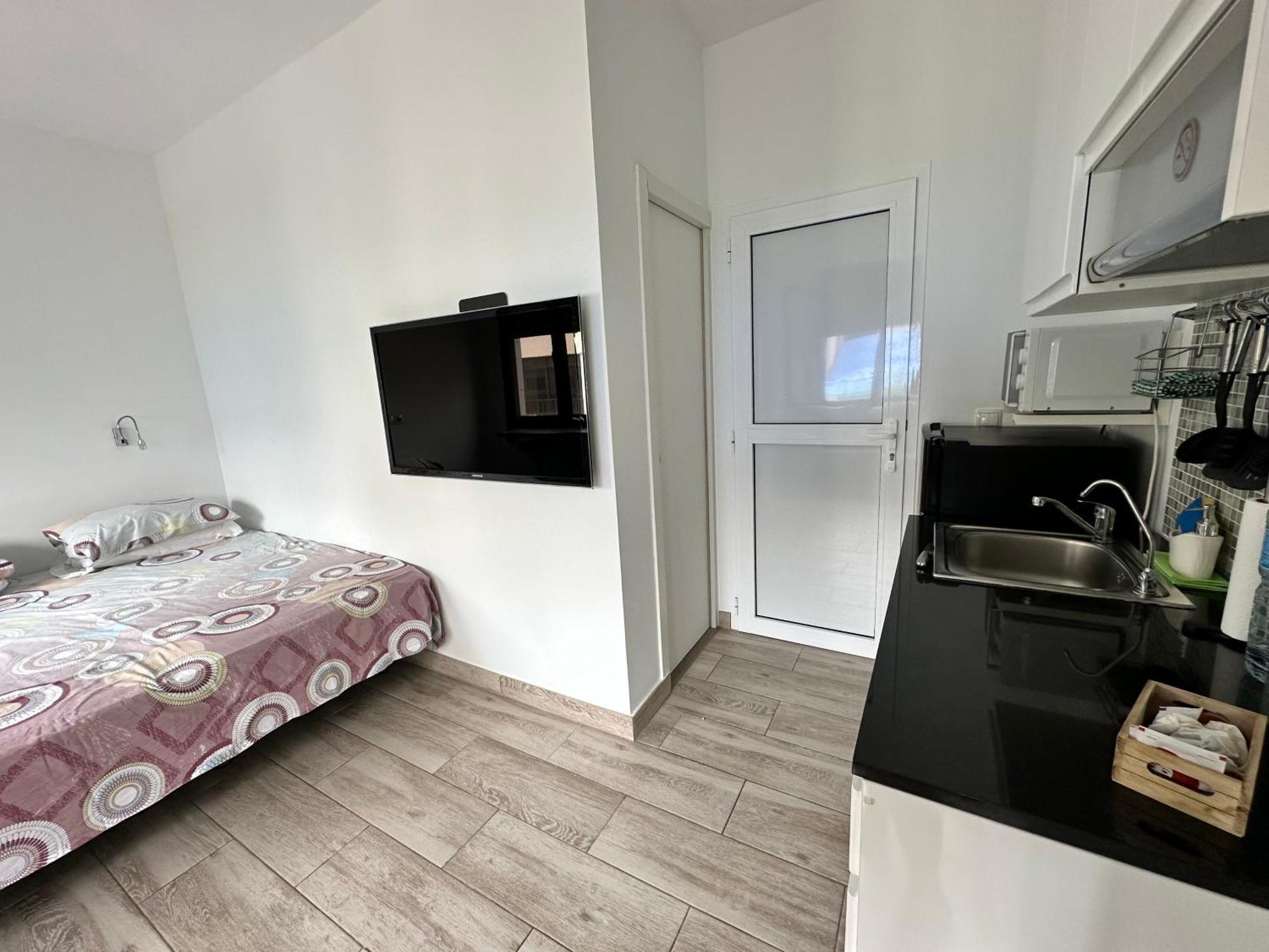 Adorable Urban Suites Las Palmas de Gran Canaria Room photo